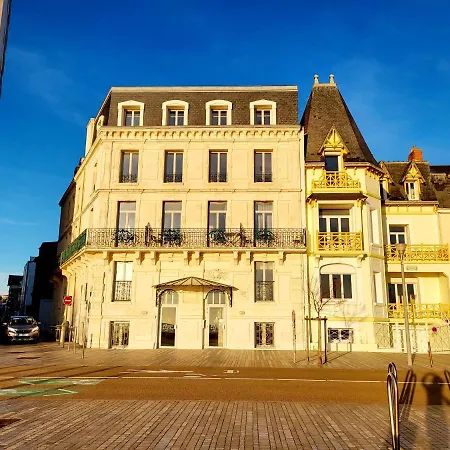 Remblai Des Sables D'olonne - 2 - Parking Et Piscine 3*
